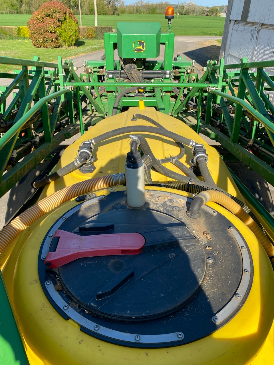 Pulverisateur JOHN DEERE R952i - photo slide 12