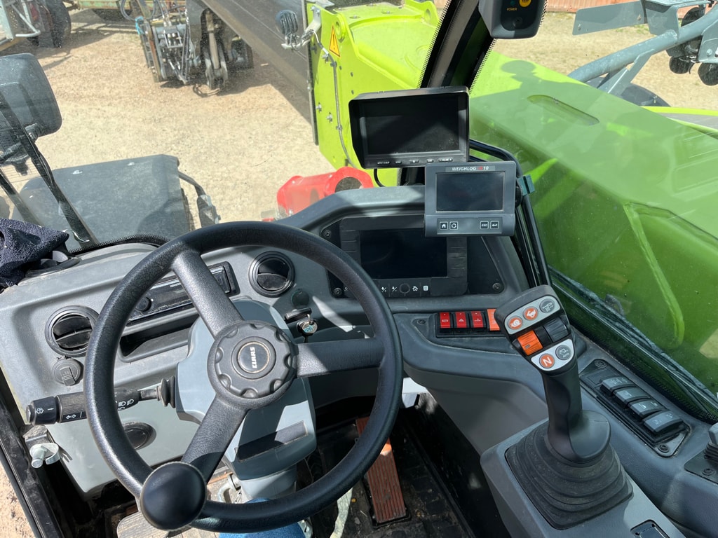 Telescopique CLAAS SCORPION 960 - photo slide 9