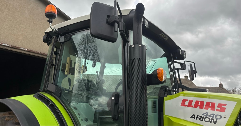 Tracteur chargeur CLAAS ARION 440 - photo slide 6