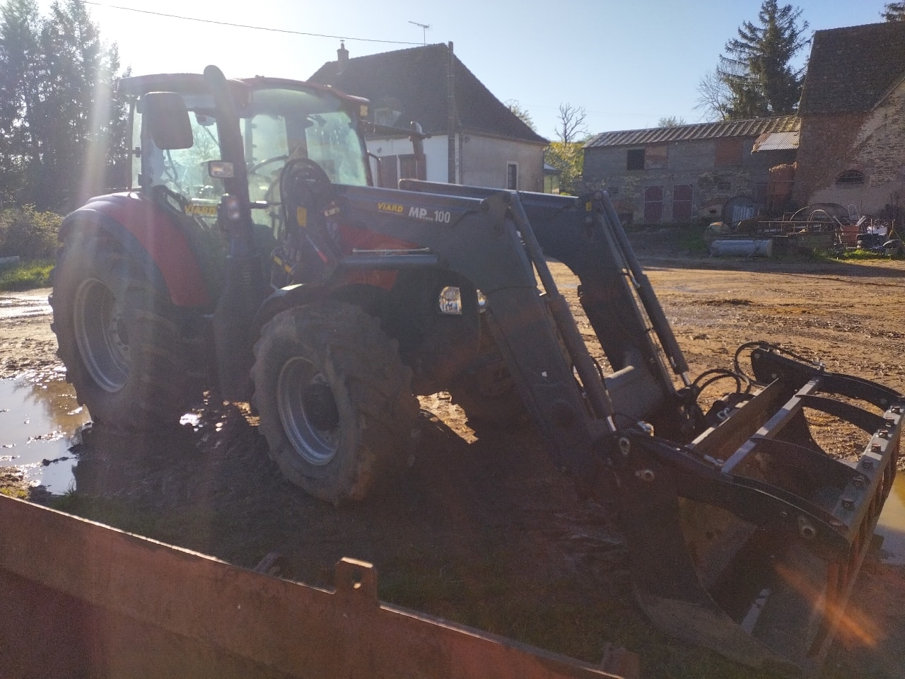 Tracteur chargeur CASE IH LUXXUM 110 - photo slide 7