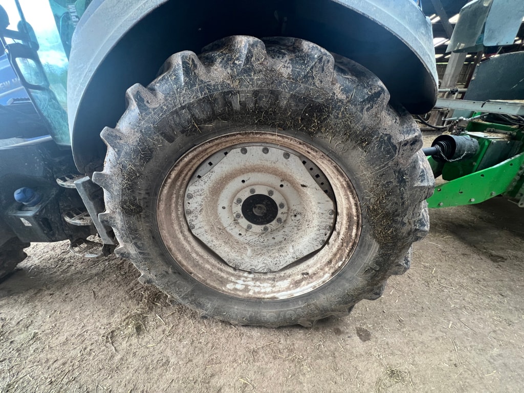 Tracteur NEW HOLLAND T5.130 DCT - photo slide 3