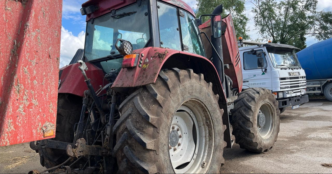 Tracteur CASE IH CS 130 - photo slide 3