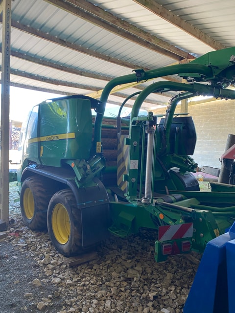 Presse enrubanneuse JOHN DEERE C441R - photo slide 8