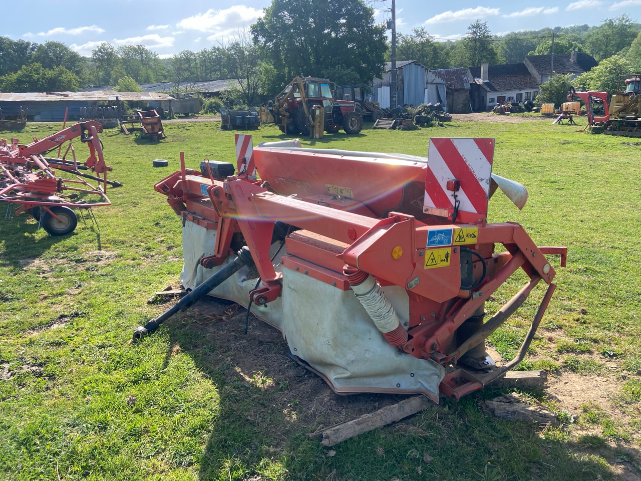 Faucheuse KUHN GMD 802F - photo slide 2