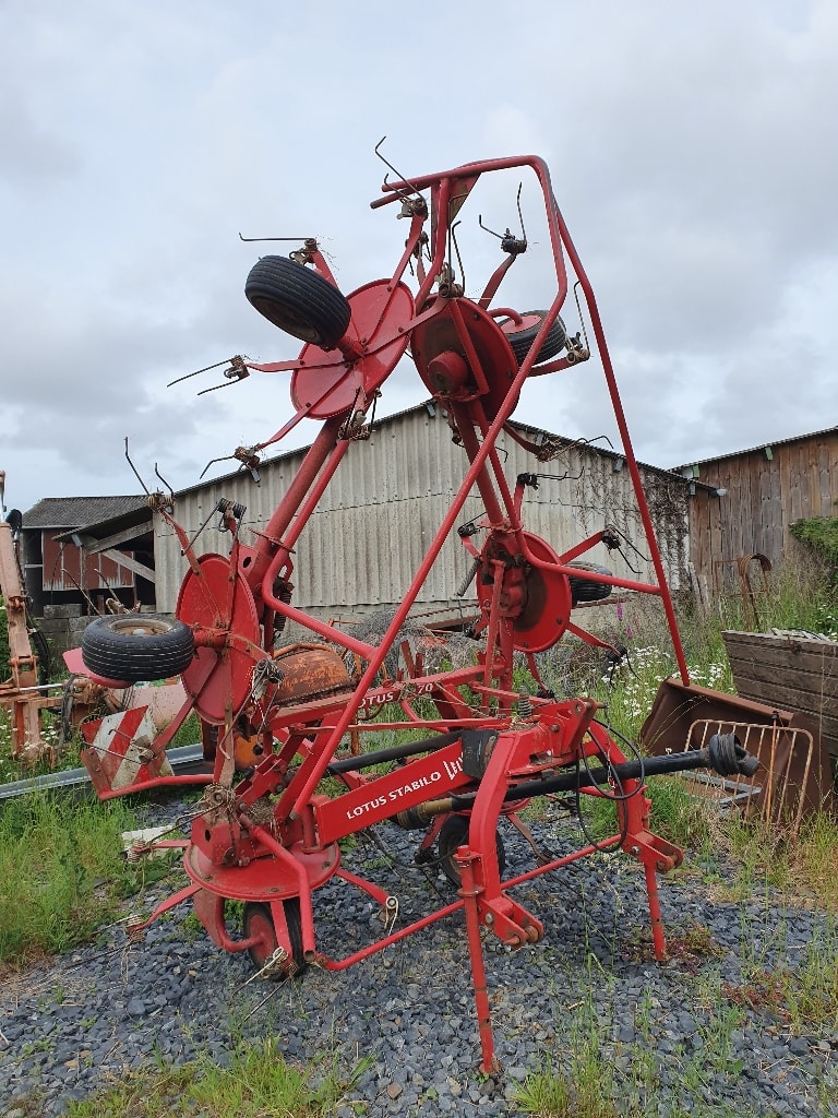 Faneuse LELY Lotus 770 - photo slide 1