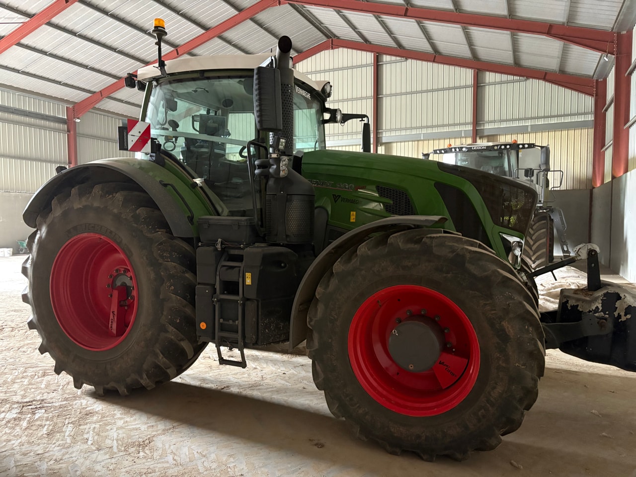 Tracteur FENDT 930 S4 PROFI+ - photo slide 2