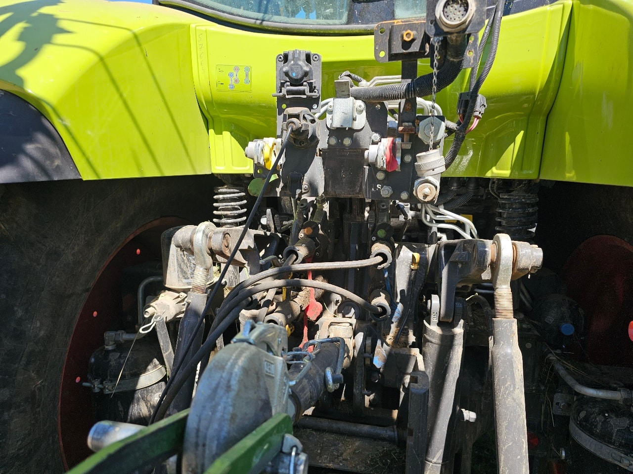 Tracteur CLAAS ARION 530 - photo slide 10