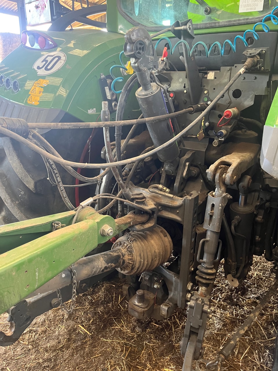 Tracteur FENDT 720 VARIO PROFI + - photo slide 11