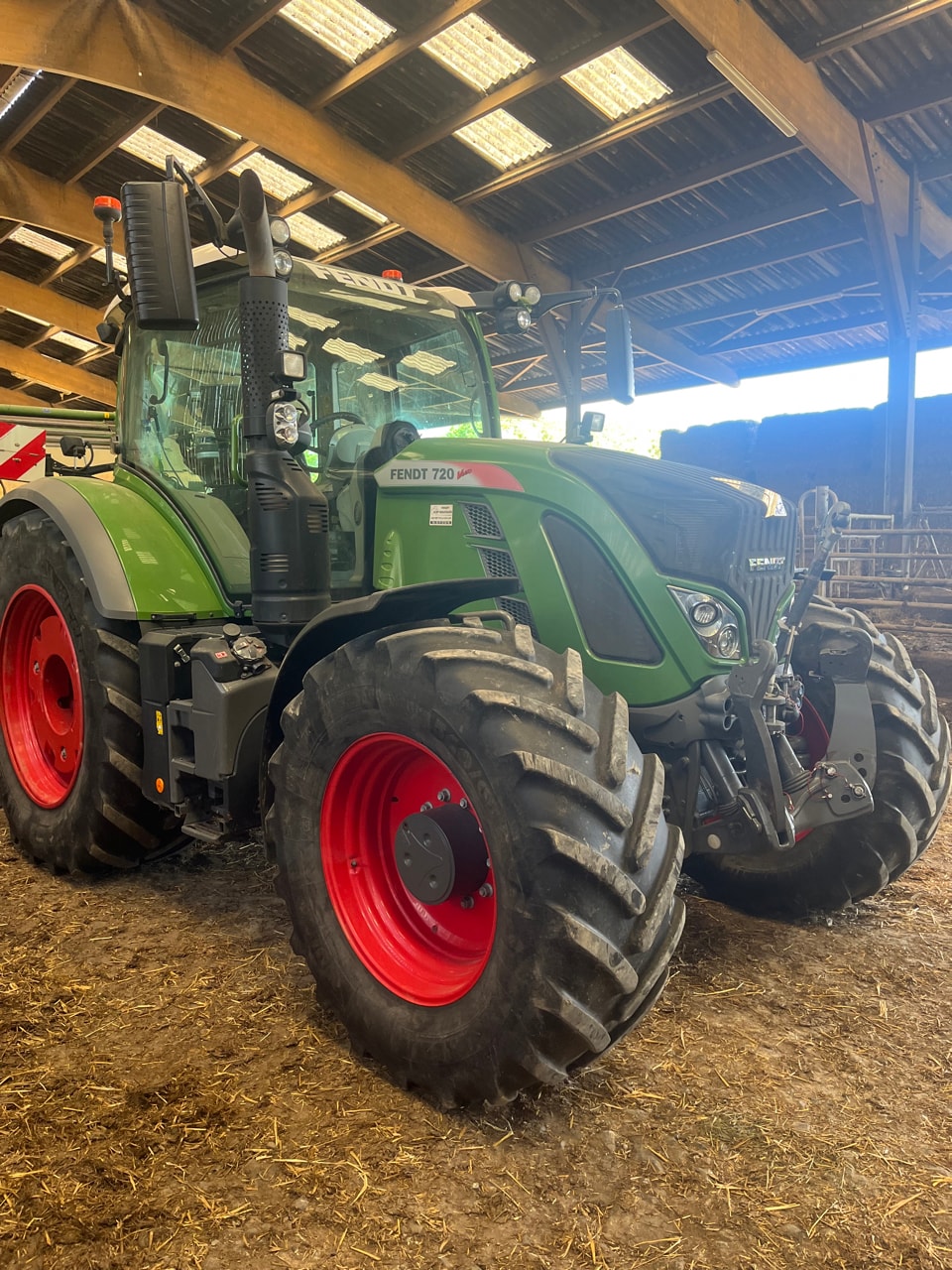 Tracteur FENDT 720 VARIO PROFI + - photo slide 6