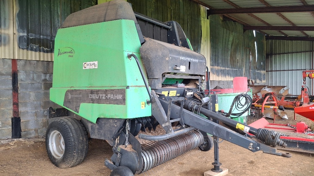 Presse balles rondes DEUTZ FAHR Variantes 560 - photo slide 2