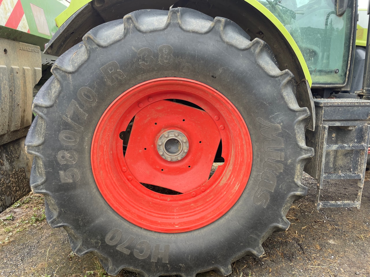 Tracteur CLAAS ARION 610 - photo slide 7