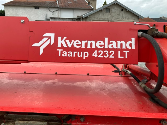 Faucheuse conditionneuse KVERNELAND 4232LT - photo slide 13