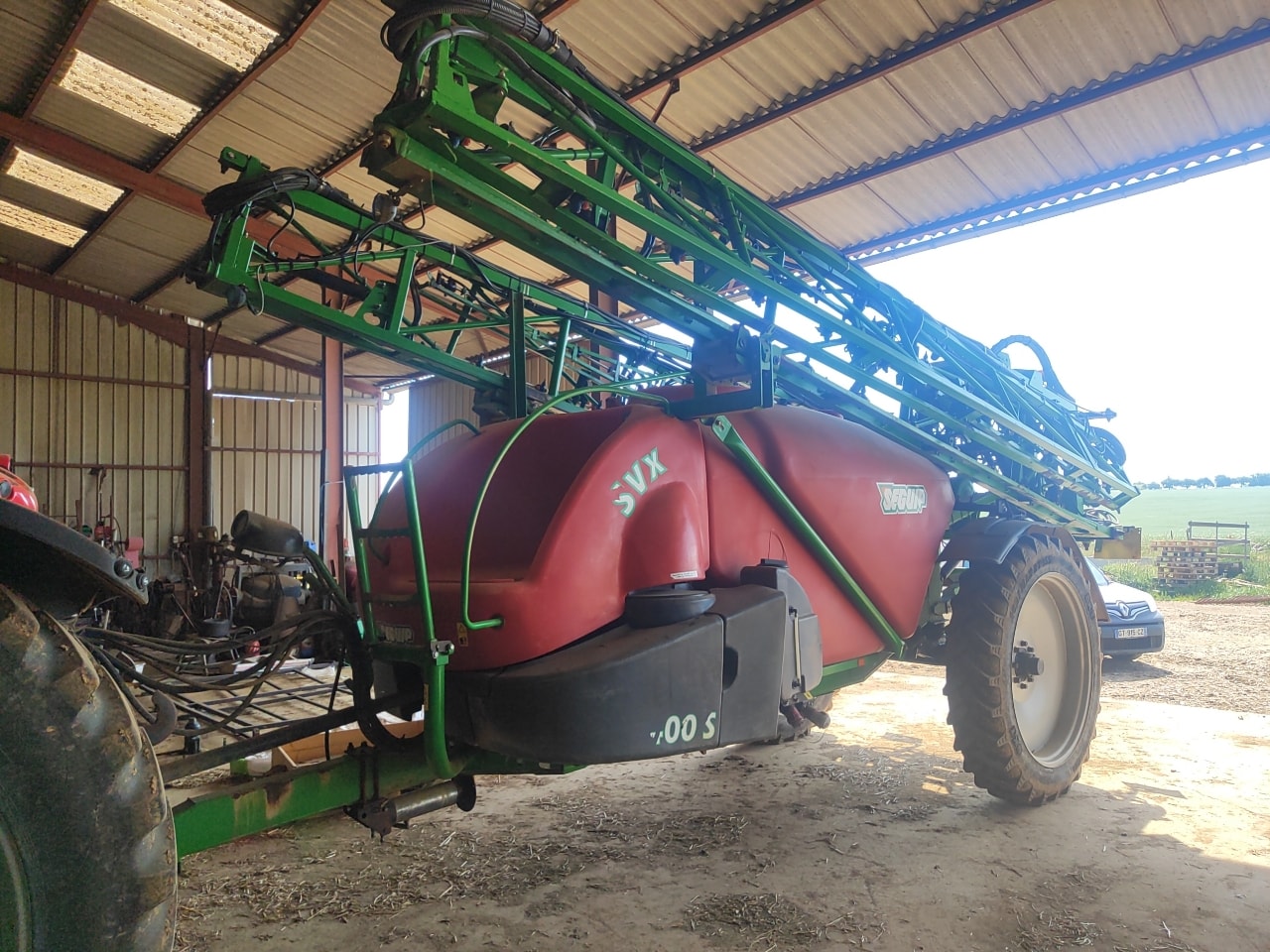 Pulverisateur CARUELLE SVX 400S - photo slide 1