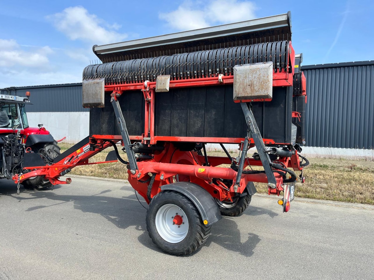 Andaineur KUHN  MERGE MAX 950 - photo slide 12