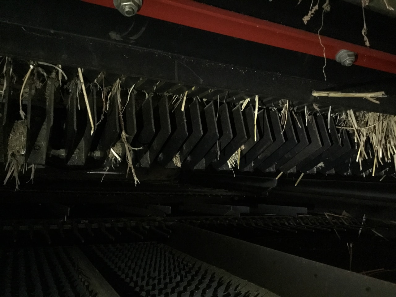 Moissonneuse CASE IH AXIAL-FLOW AFX 8010 - photo slide 8