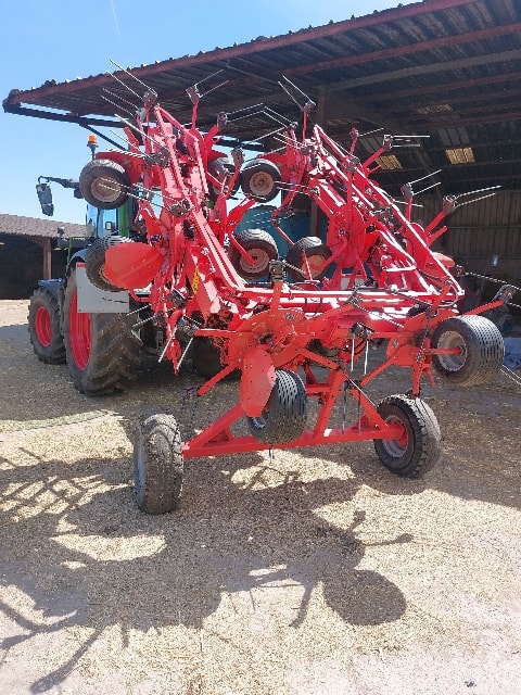 Faneuse KUHN Gf 10802t - photo slide 2