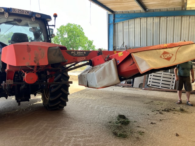 Faucheuse conditionneuse KUHN FC 284R - photo slide 5