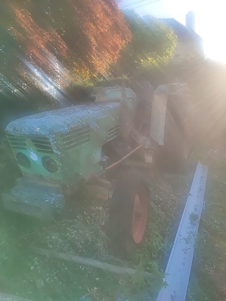 Tracteur DEUTZ FAHR 7006 - photo slide 1