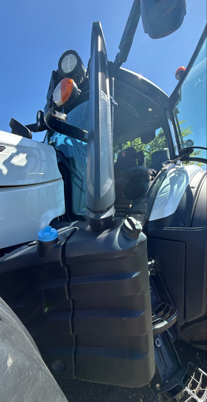 Tracteur VALTRA T 195 D - photo slide 14