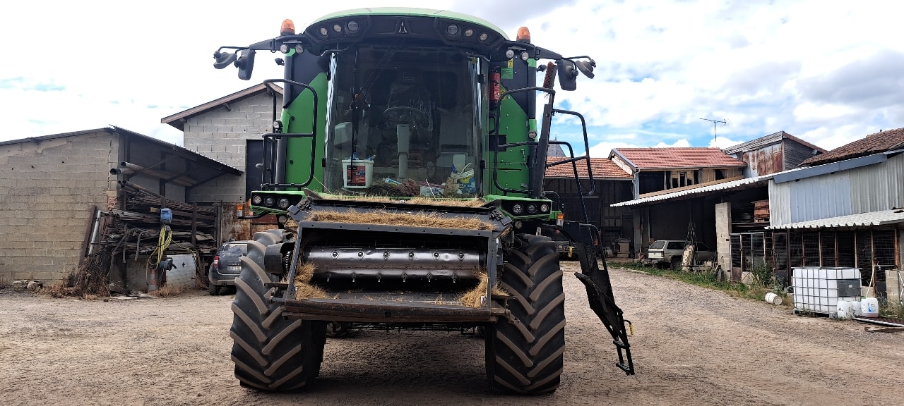 Moissonneuse DEUTZ FAHR C9206 TS - photo slide 16