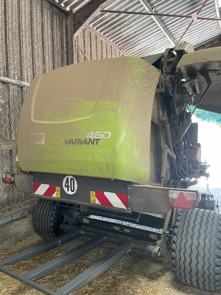 Presse balles rondes CLAAS Variant 460 RF - photo slide 3