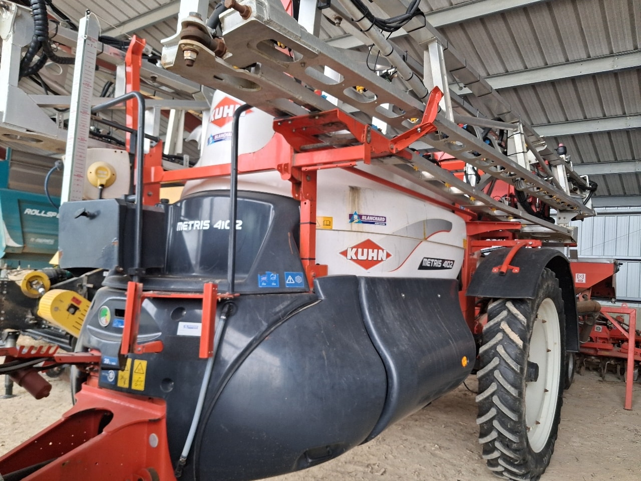 Pulverisateur KUHN METRIS 4102 - photo slide 11