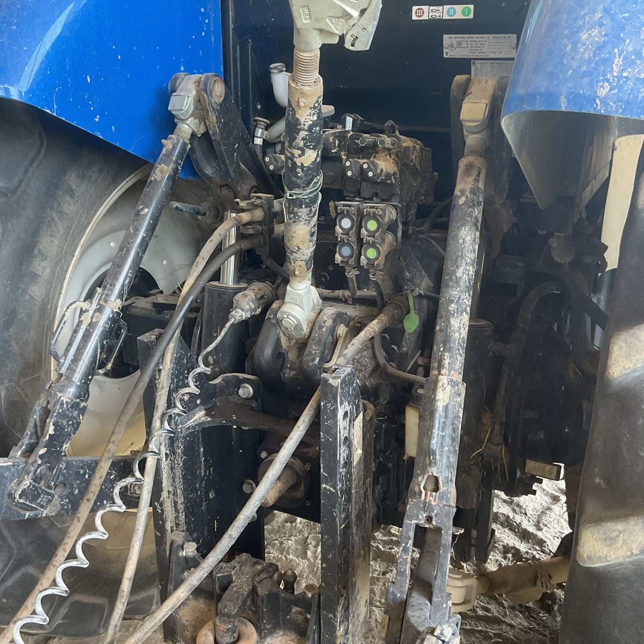 Tracteur NEW HOLLAND T7.230 - photo slide 8