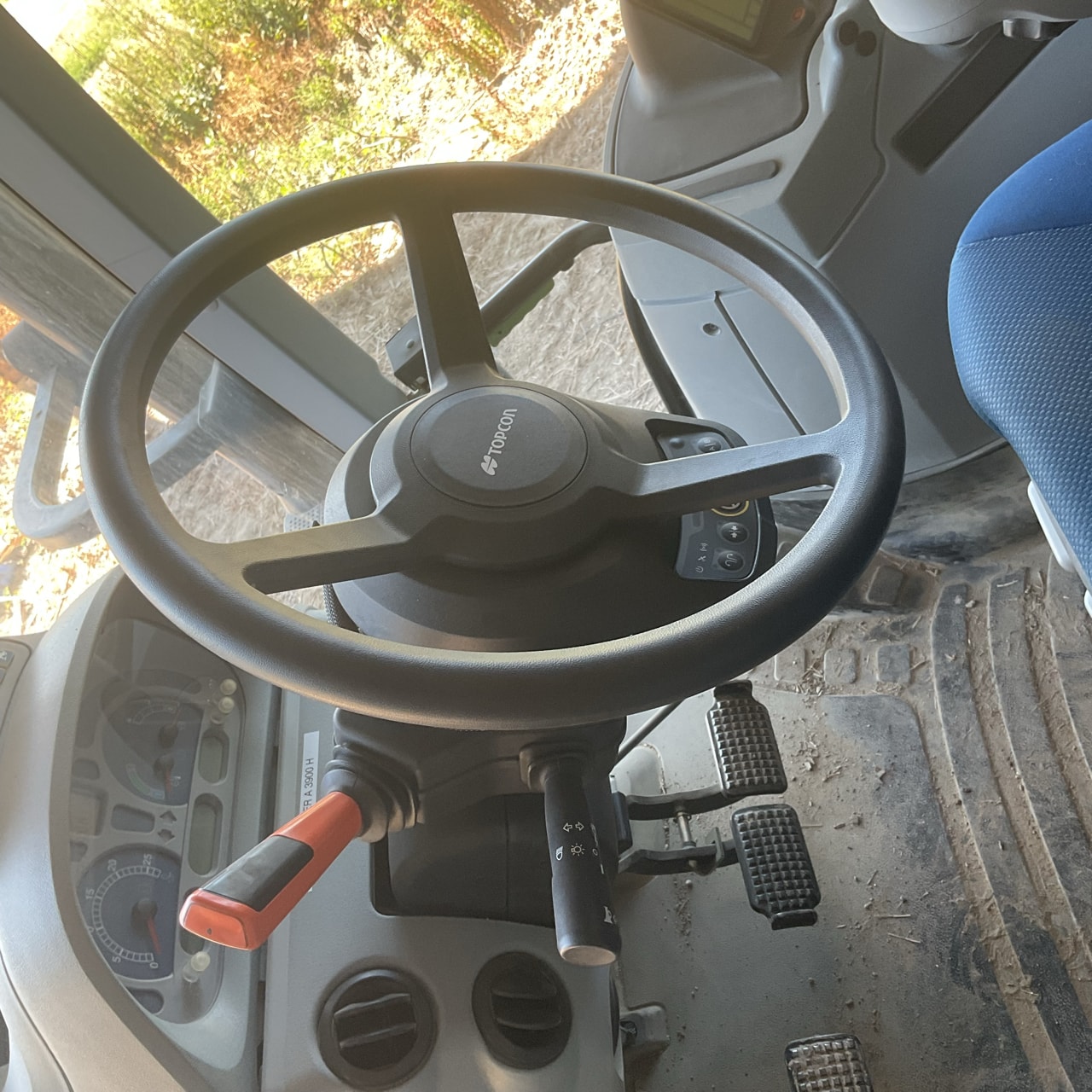 Tracteur NEW HOLLAND T7.230 - photo slide 14