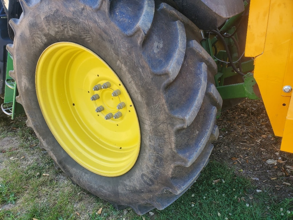 Tracteur chargeur JOHN DEERE 6130R - photo slide 11