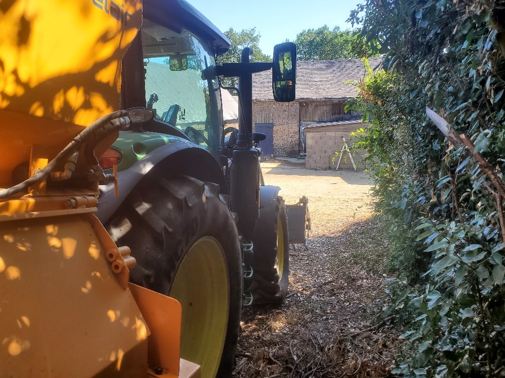 Tracteur chargeur JOHN DEERE 6130R - photo slide 7