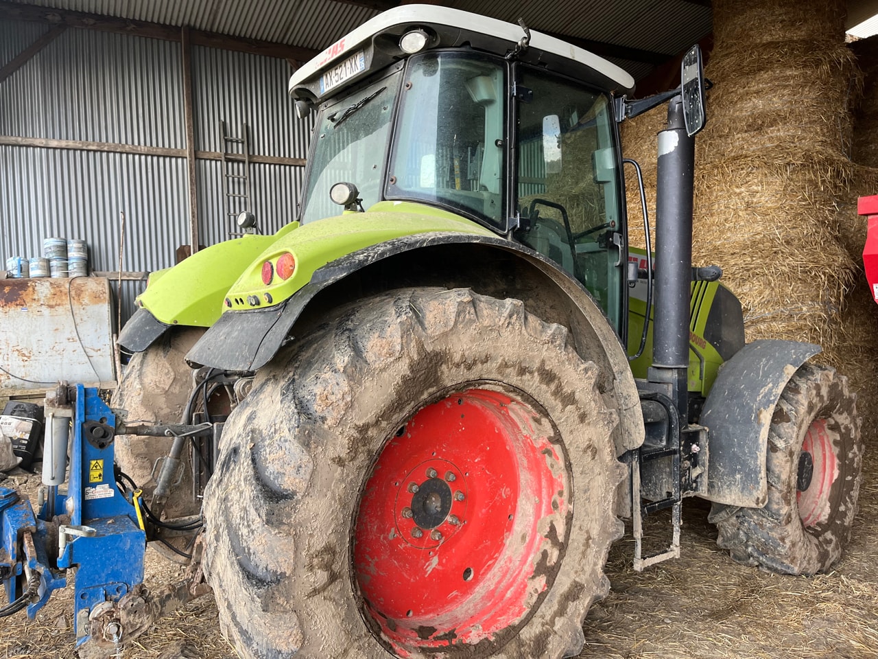 Tracteur CLAAS AXION 810 - photo slide 3