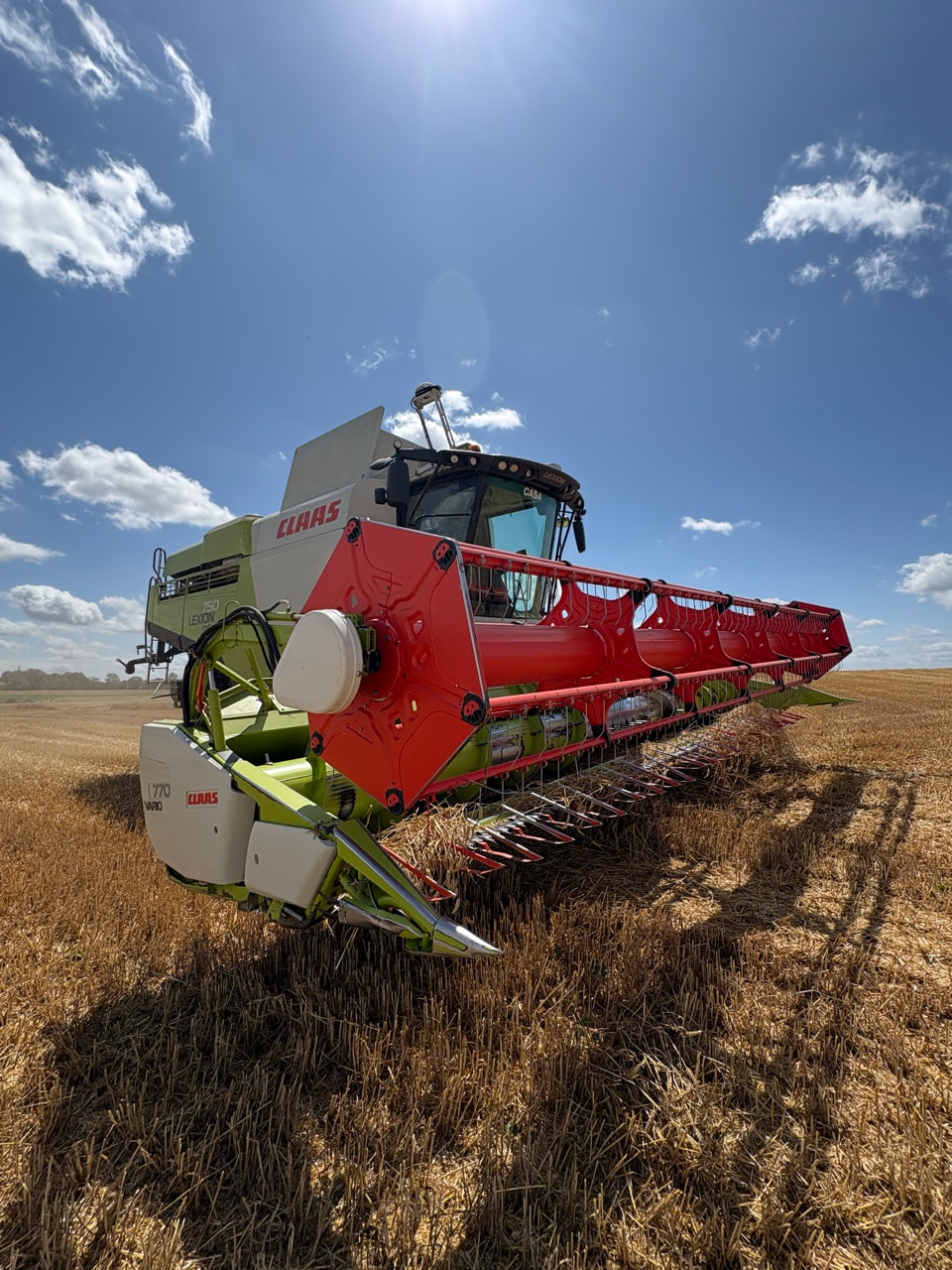 Moissonneuse CLAAS LEXION 750 - photo slide 10