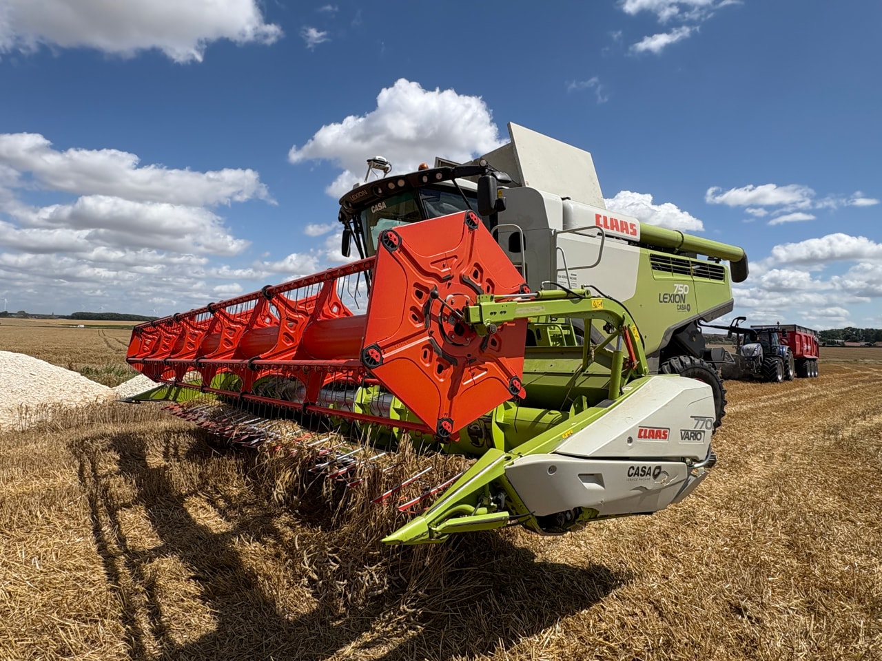 Moissonneuse CLAAS LEXION 750 - photo slide 12