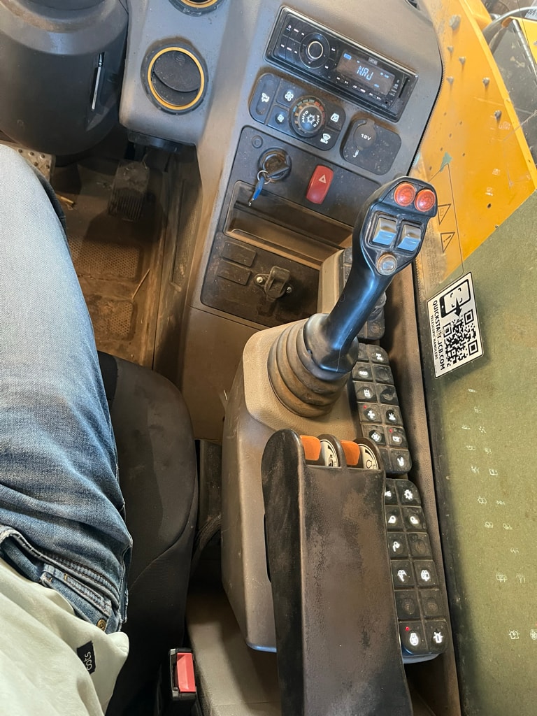 Telescopique JCB 532-70 AGRIPRO - photo slide 11