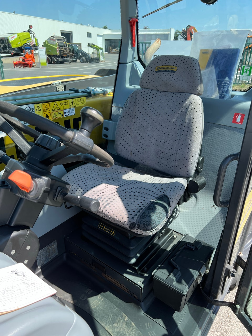 Telescopique NEW HOLLAND TH 7.42 plus - photo slide 3