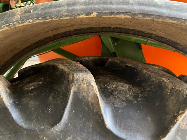 Pulverisateur AMAZONE UX5200 - photo slide 4