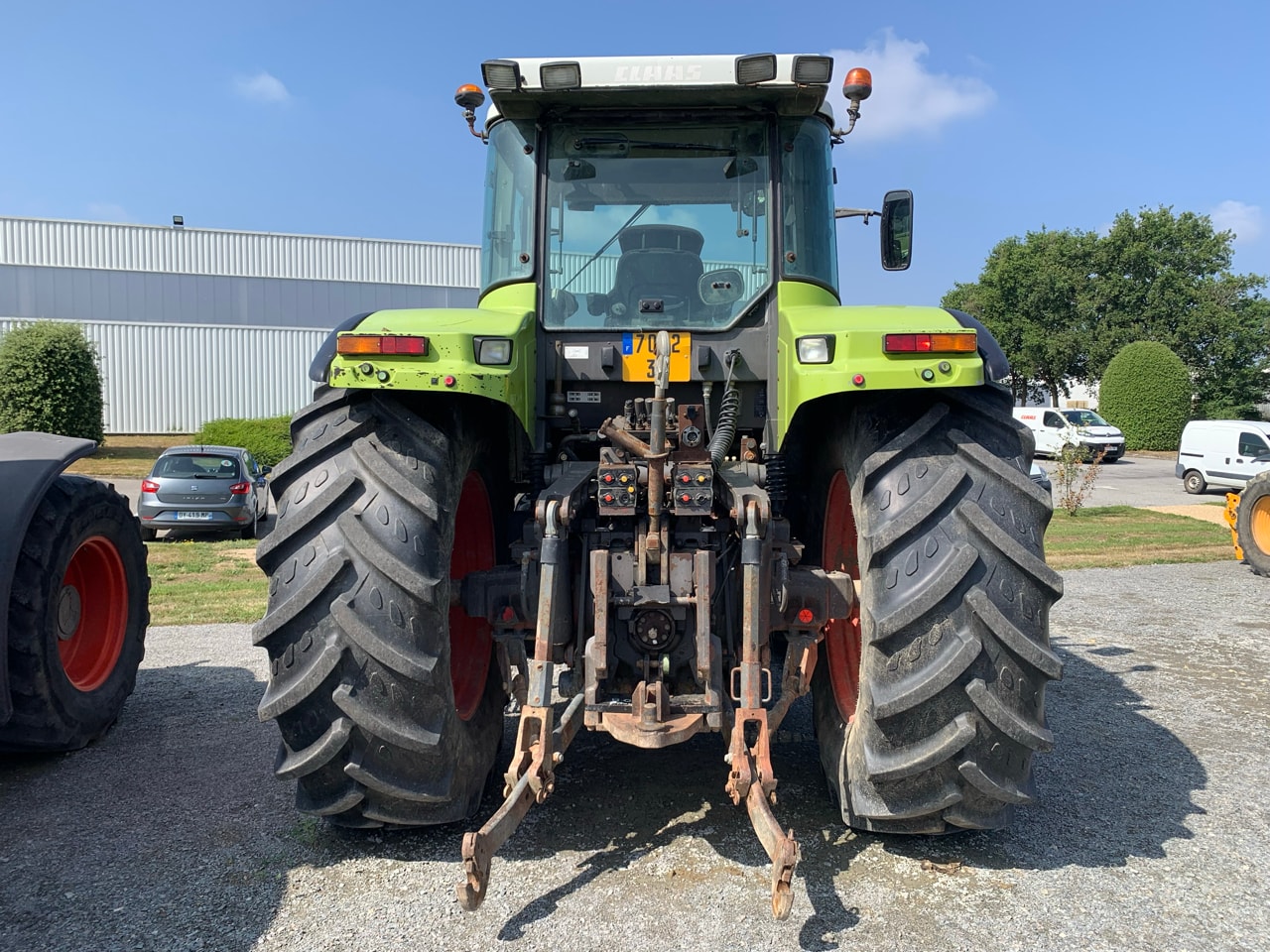 Tracteur CLAAS ARES 816 - photo slide 6