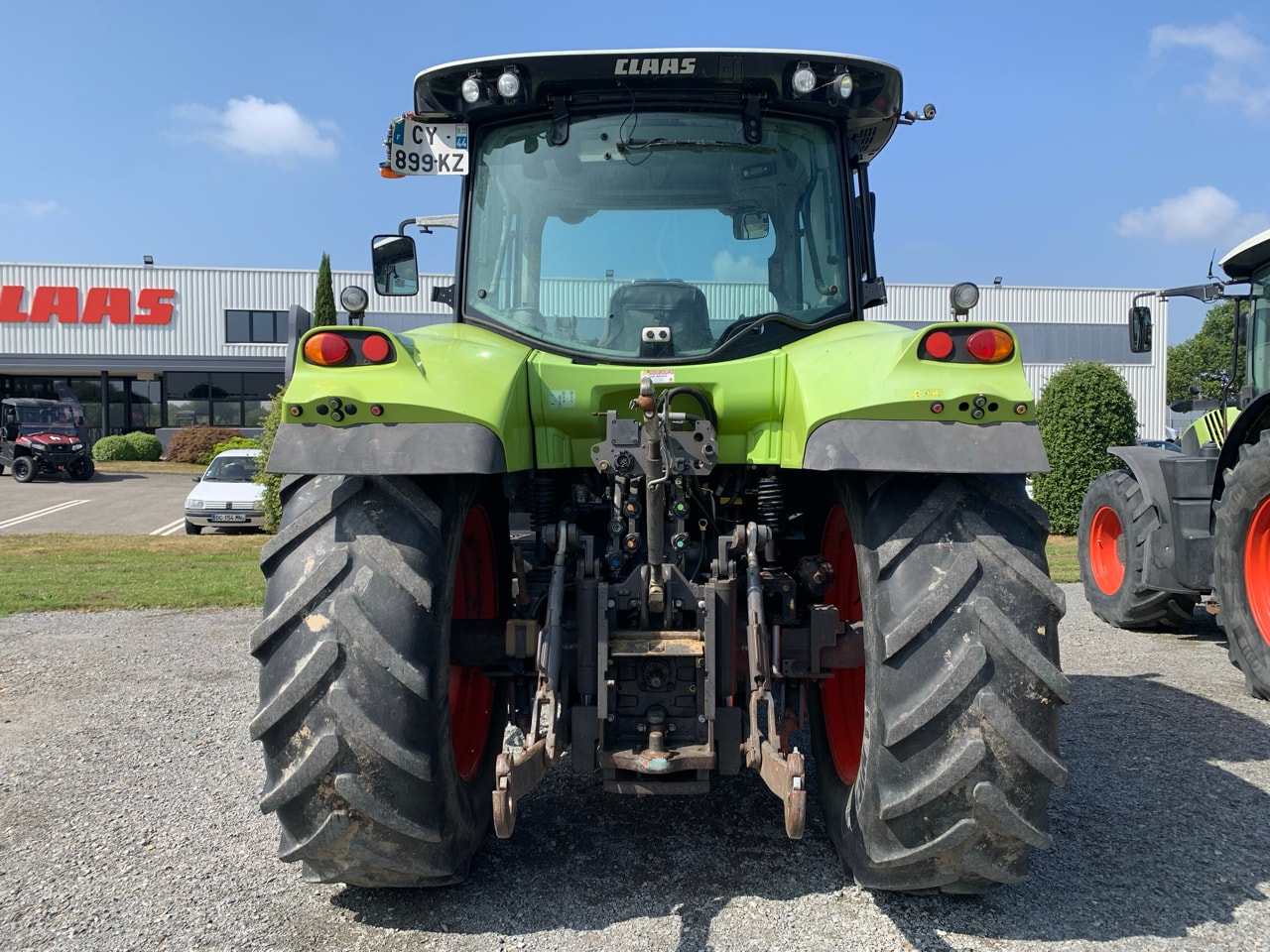 Tracteur chargeur CLAAS ARION 520 CIS - photo slide 5