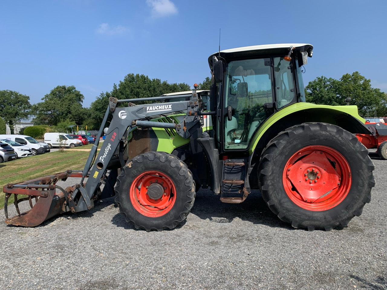 Tracteur chargeur CLAAS ARION 520 CIS - photo slide 7