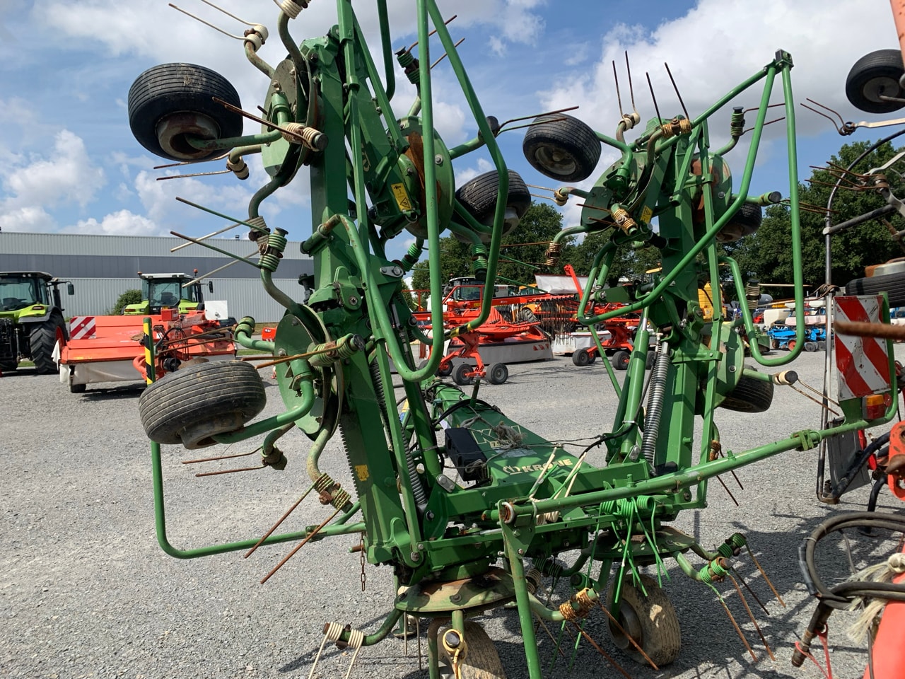 Faneuse KRONE KW 7.92/8 - photo slide 5