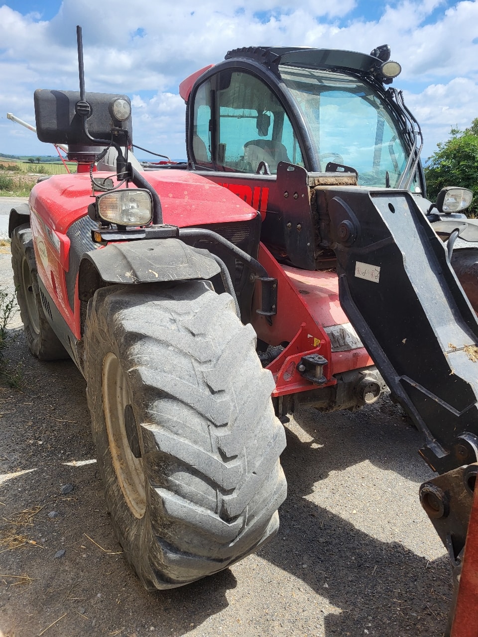 Chariot télescopique MANITOU MLT 635 130 PS+ PREMIUM - photo slide 8