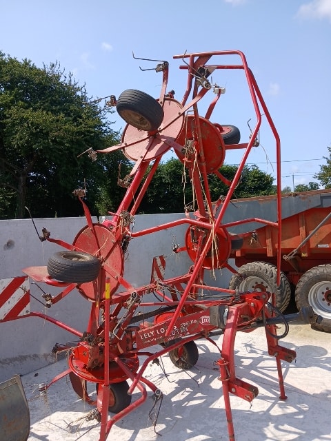 Faneuse LELY Lotus stabilo 770 - photo slide 2