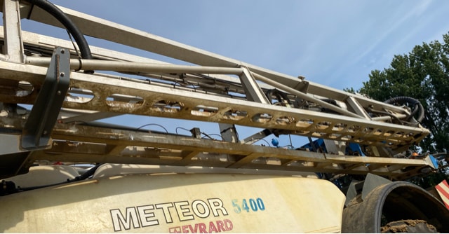 Pulverisateur EVRARD METEOR 5400 - photo slide 7