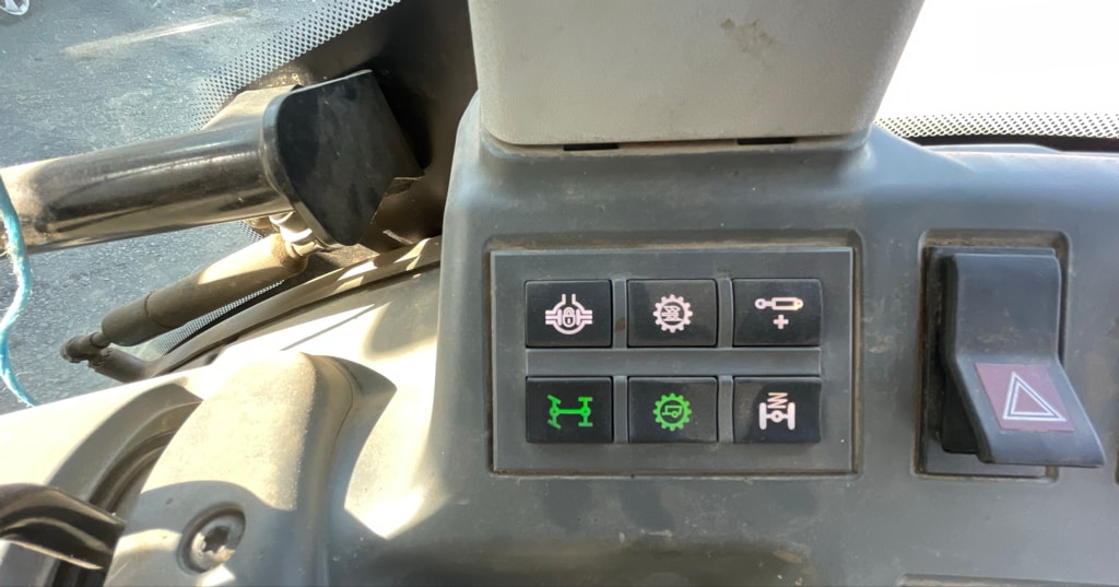 Tracteur chargeur CLAAS ARION 420 - photo slide 8