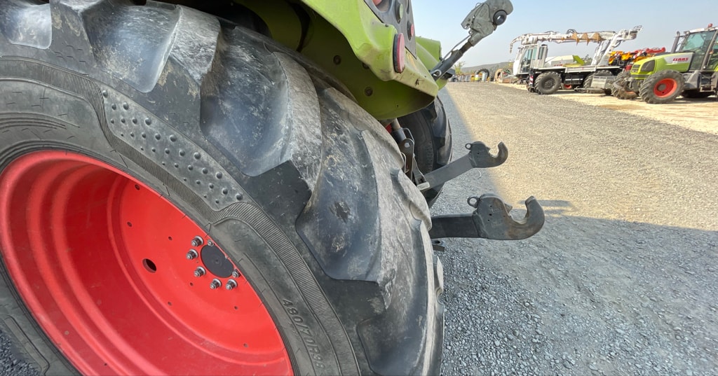 Tracteur chargeur CLAAS ARION 420 - photo slide 4