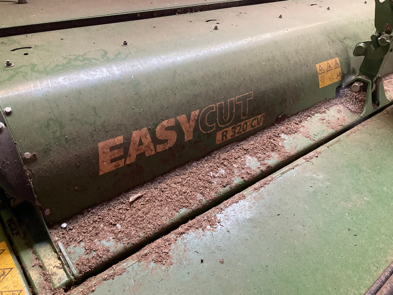 Faucheuse conditionneuse KRONE EASYCUT R 320 CV - photo slide 5