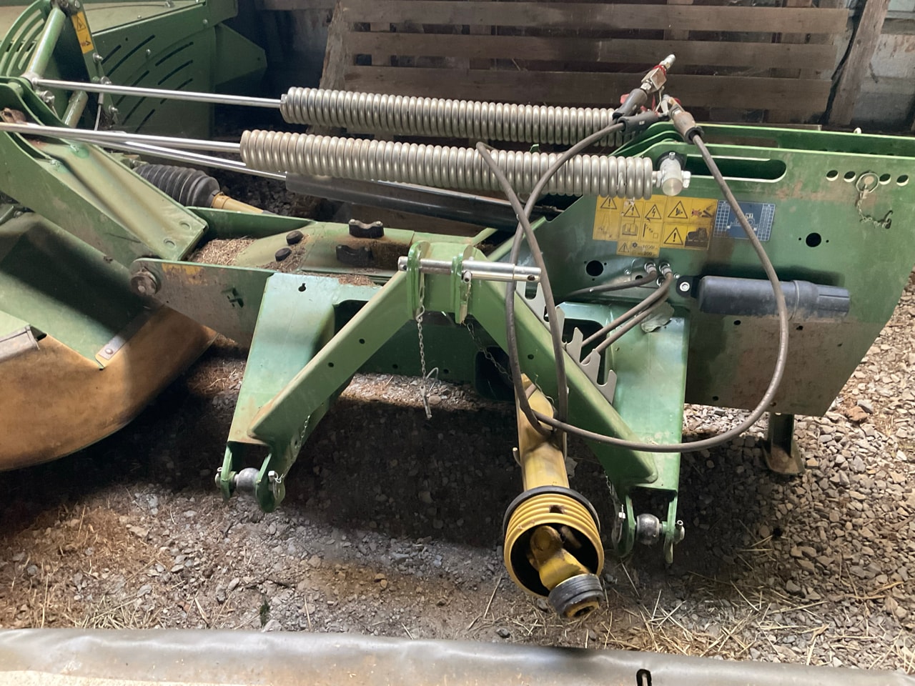 Faucheuse conditionneuse KRONE EASYCUT R 320 CV - photo slide 14