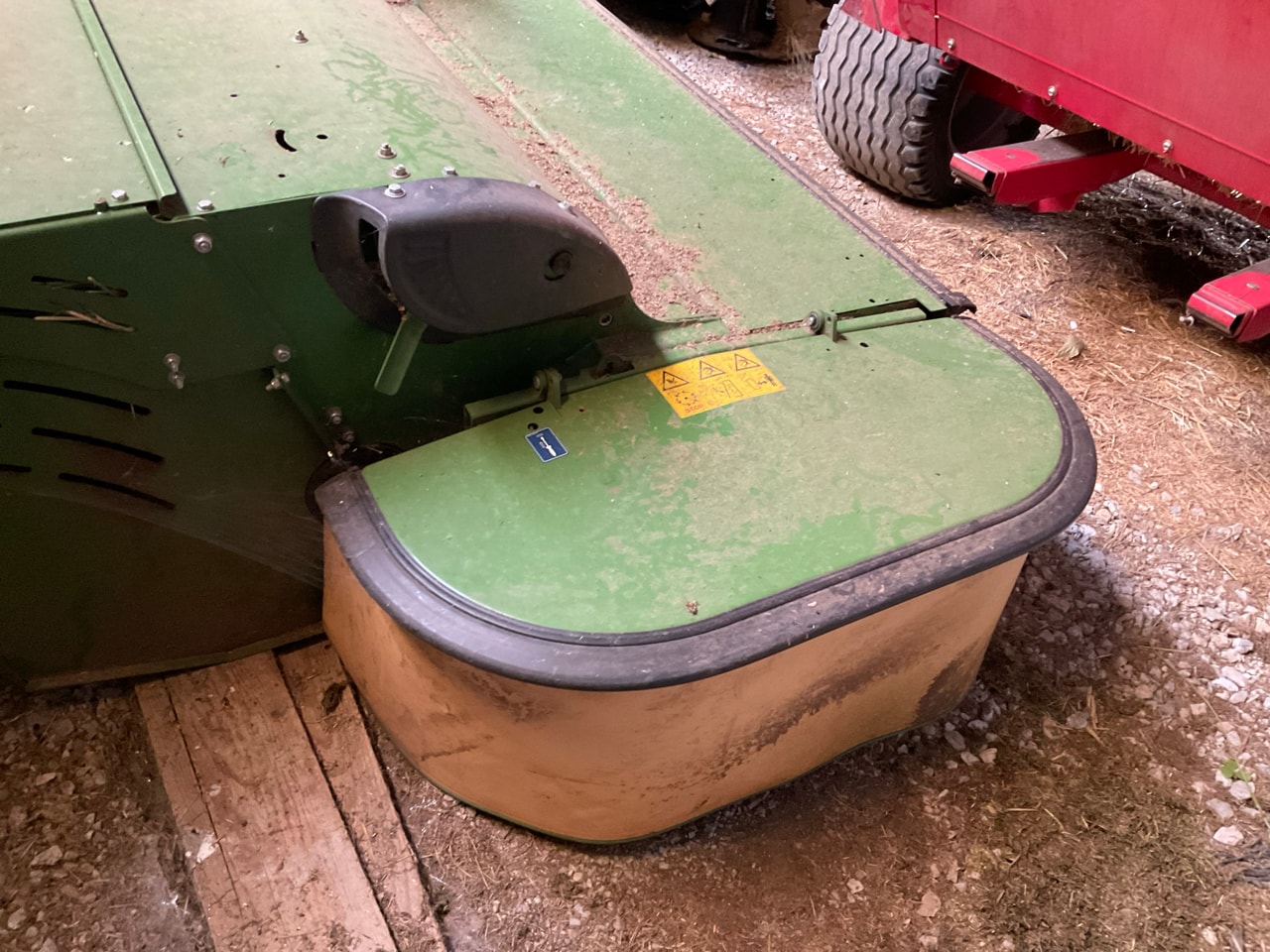 Faucheuse conditionneuse KRONE EASYCUT R 320 CV - photo slide 26