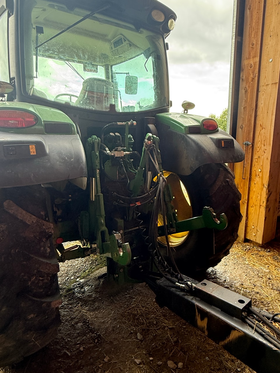 Tracteur JOHN DEERE 6110R - photo slide 4