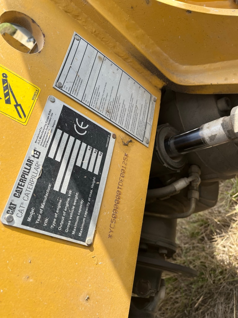 Telescopique CATERPILLAR TH 336 - photo slide 15